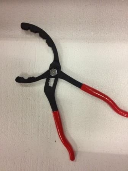 Zange zum Lösen/Anziehen von PVC-Verschraubungen